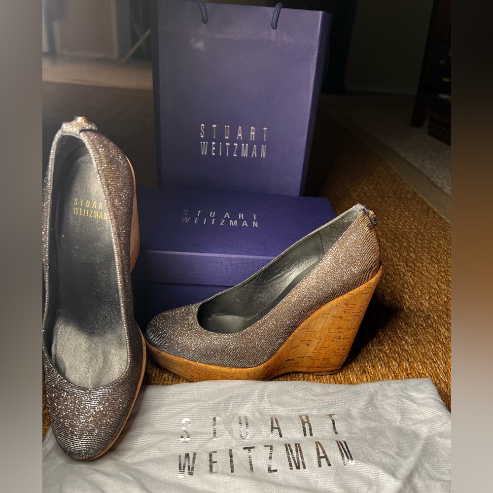 Used Stuart Weitzman " Corkswoon " Pyrite Cork Wedges Size 6.5 M